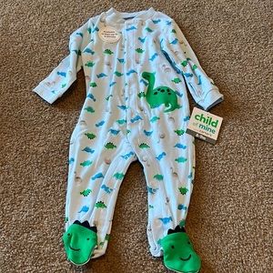 Carter’s Dinosaur Button up footie pajamas.  BNWT.  6-9 month